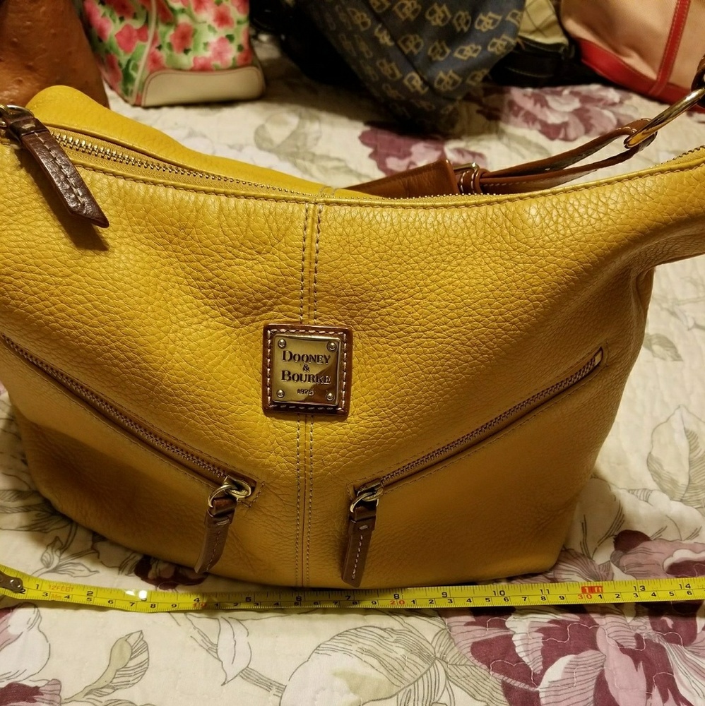 Dooney & Bourke
